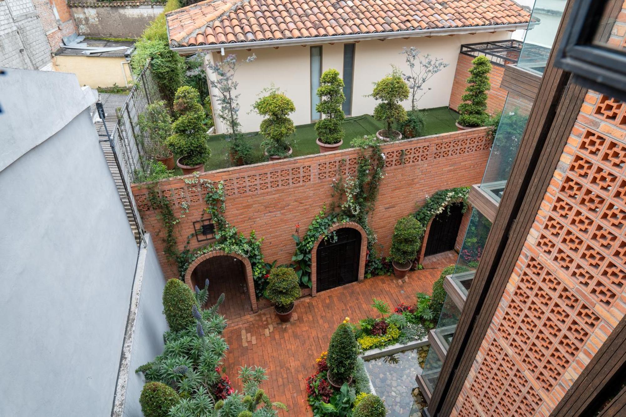 Mansion Alcazar Hotel Cuenca Exterior photo